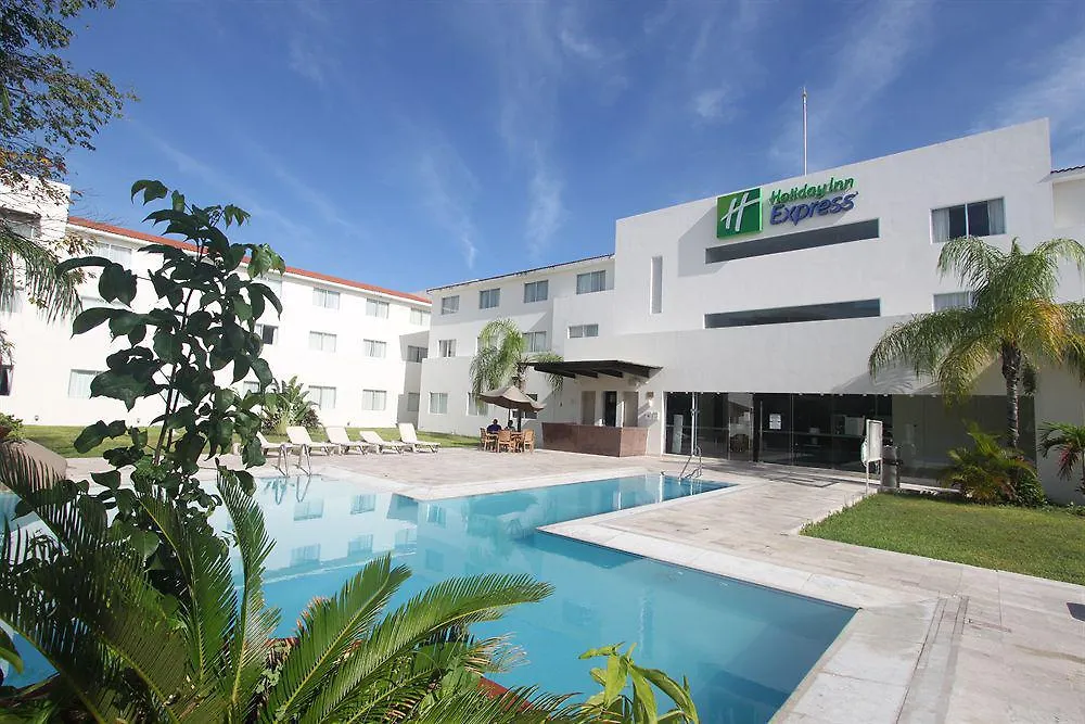 Wyndham Garden Playa Del Carmen Hotel 5*,