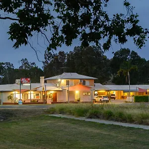 Raintree Motel